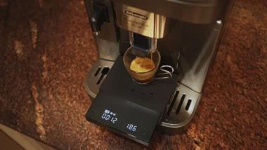 calibrando espresso en una superautomatica